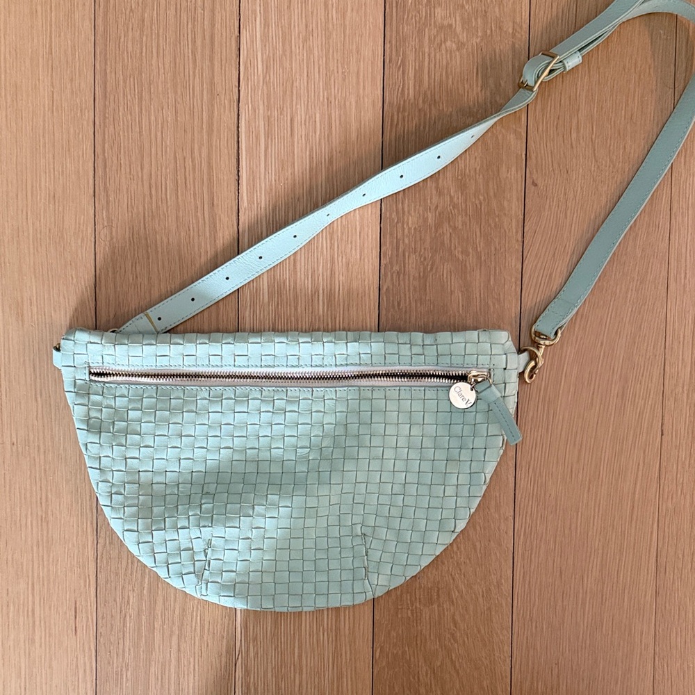 Clare V. Grande Fanny Mint